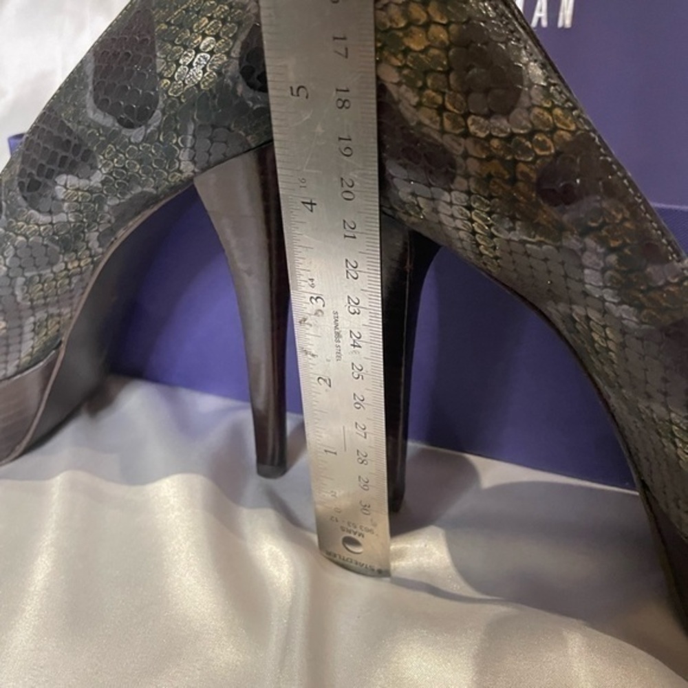 Stuart Weitzman python pumps - image 4